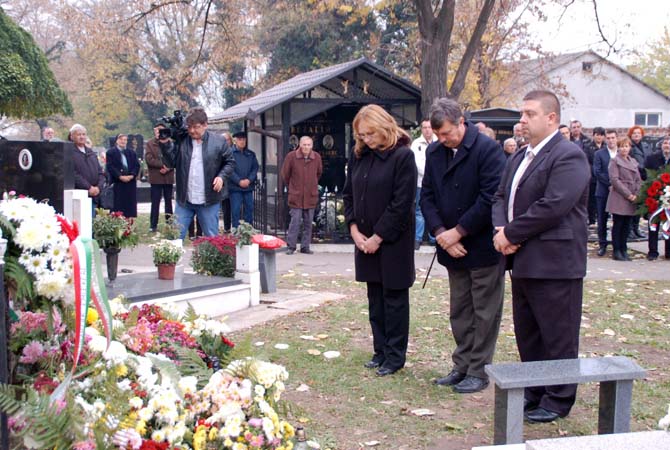 Megemlékezés Szenttamáson 2016. november 2. koszorúzás